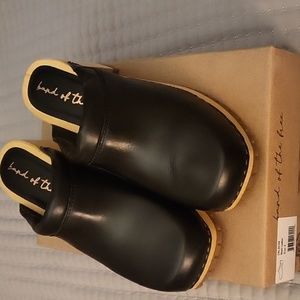 Band of the Free Caldera Black Clogs Made in Brazil, Genuine Leather